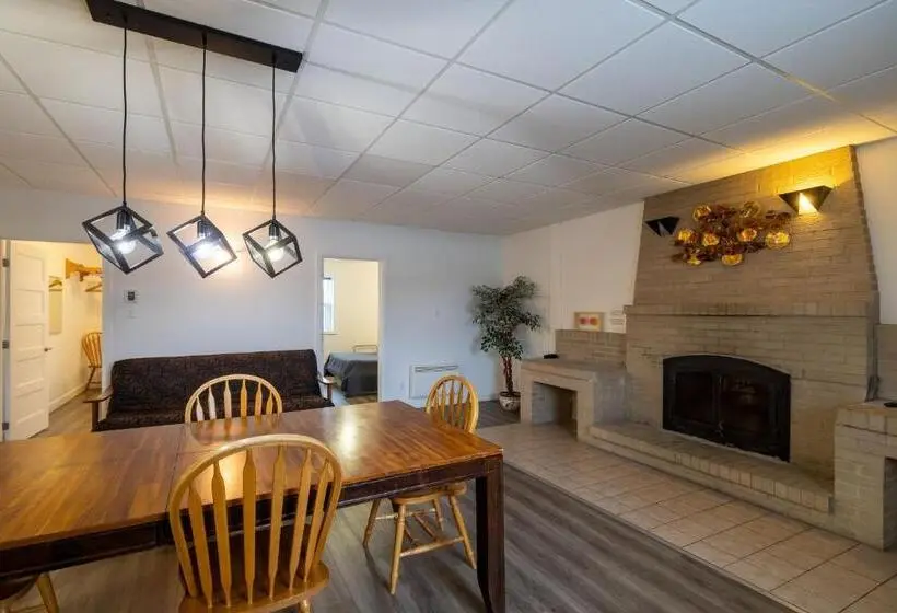 1階の1ベッドルームアパートメント, Motel Et Condo Chez Charley