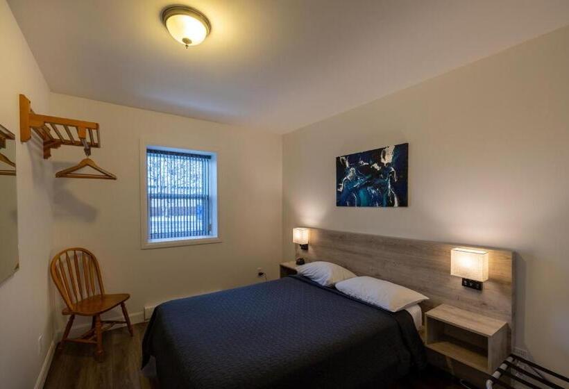 1베드룸 아파트 1층, Motel Et Condo Chez Charley