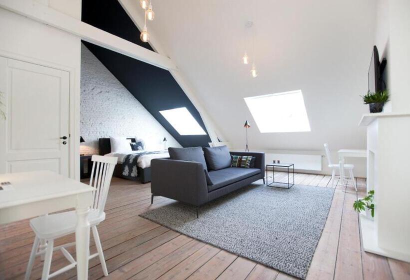 سوئیت پنت هاوس, Maison Nationale City Flats & Suites