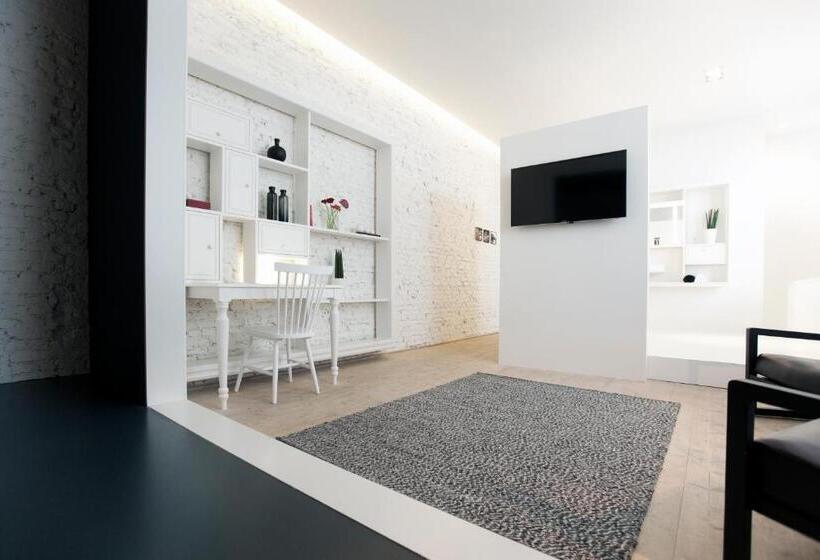 سوییت سوپریور, Maison Nationale City Flats & Suites