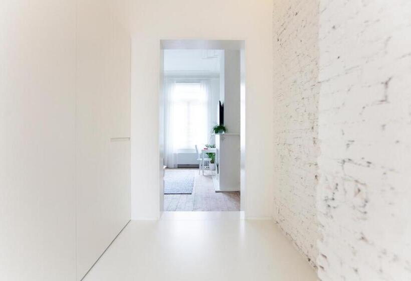 سوییت لوکس, Maison Nationale City Flats & Suites