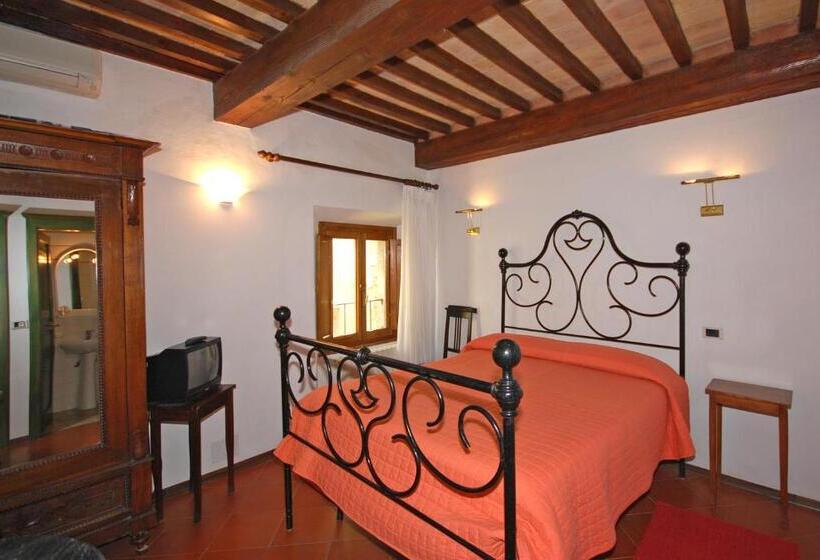 Номер Стандарт, A La Casa Dei Potenti