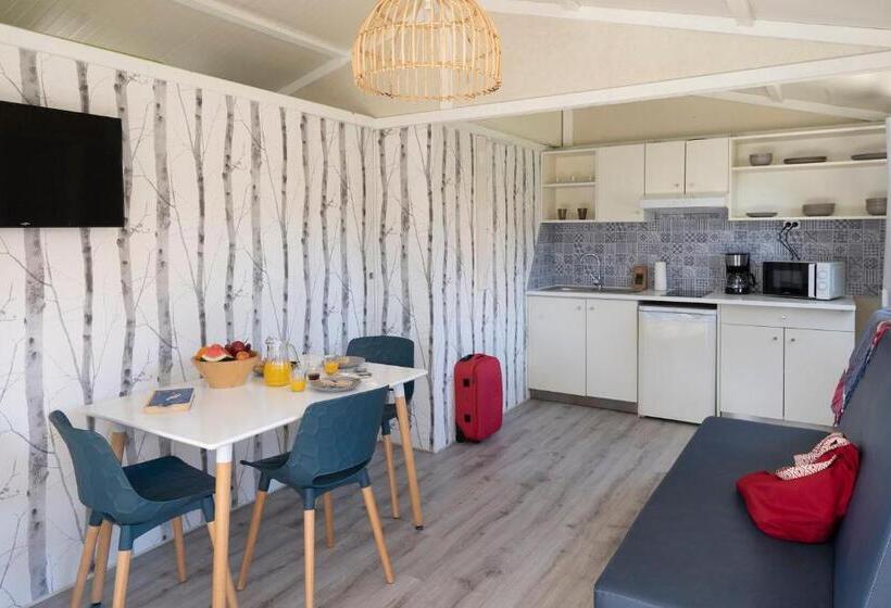 بنجلو قياسى, Ohai Nazare Outdoor Resort