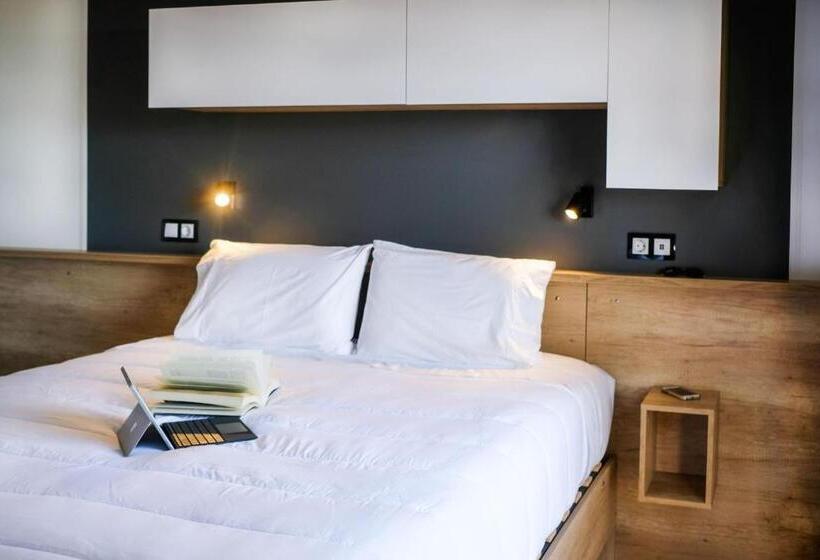 بنجلو قياسى غرفتين نوم, Ohai Nazare Outdoor Resort