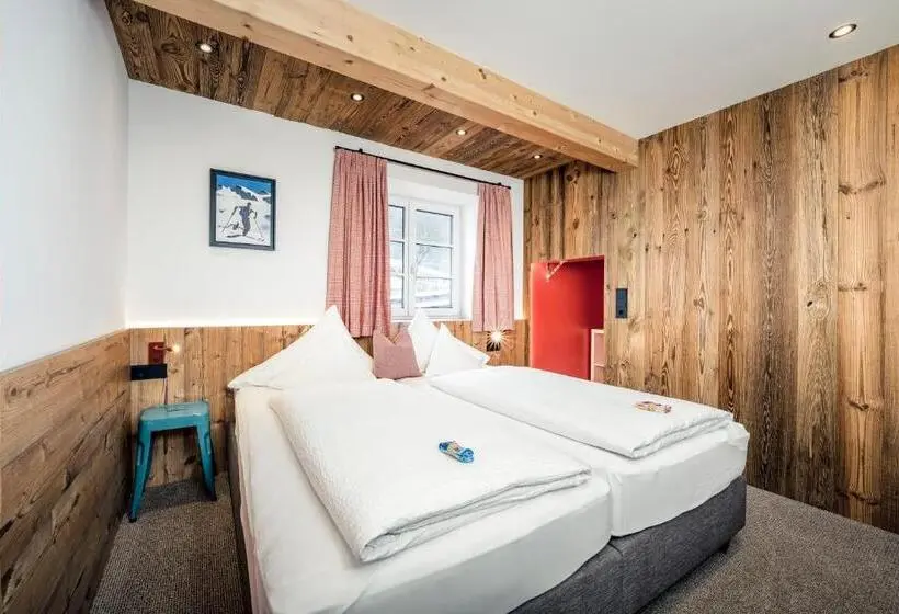 コンフォートルーム, Pension Der Steinbock Das 300 Jahre Alte Bauernhaus Tirol