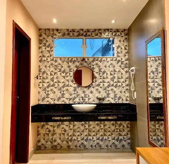 سوییت, Pousada Litoral Paraty