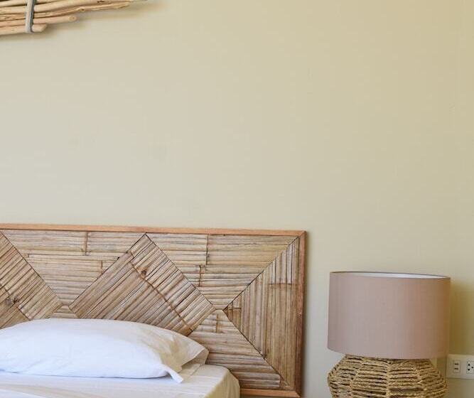 패밀리 룸, Socialtel Mancora Formerly Selina Mancora