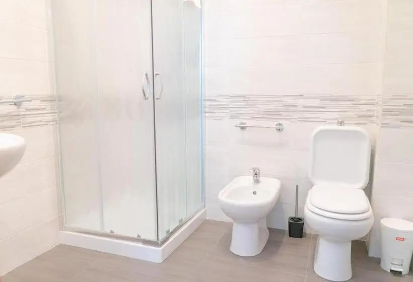اتاق لوکس, B&b Alle Falde Dell'etna