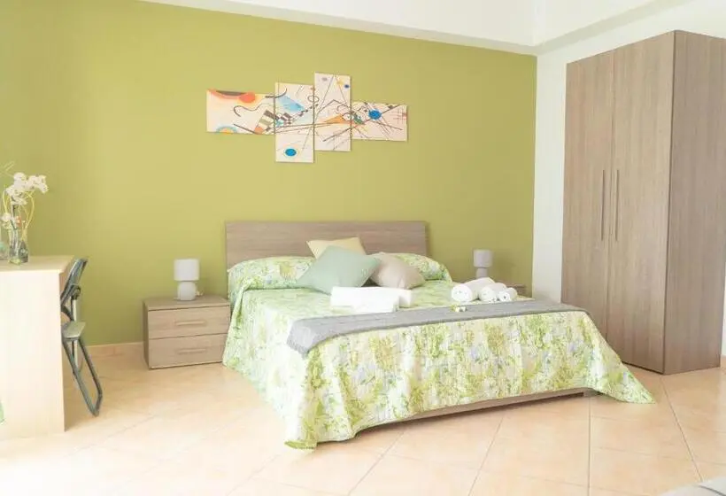 اتاق لوکس, B&b Alle Falde Dell'etna