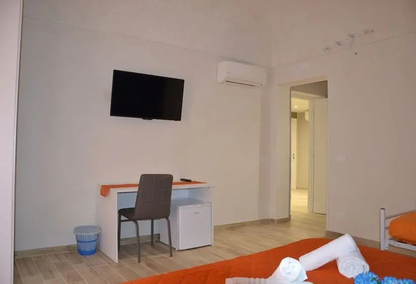 اتاق کلاسیک چهارنفره, B&b Stella Maris Trapani Centro