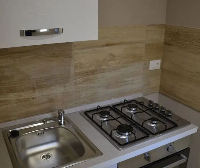 اتاق لوکس سه تخته, B&b Stella Maris Trapani Centro