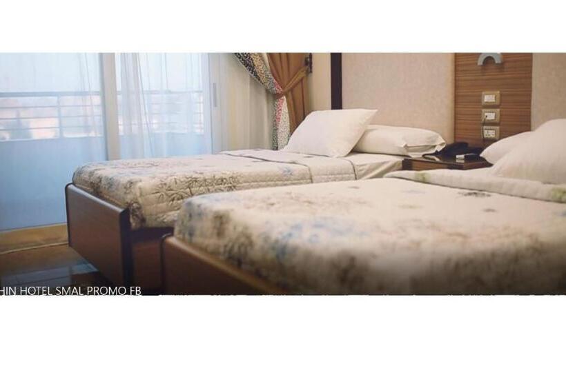 سوییت سوپریور, Dolphin Ras El Bar