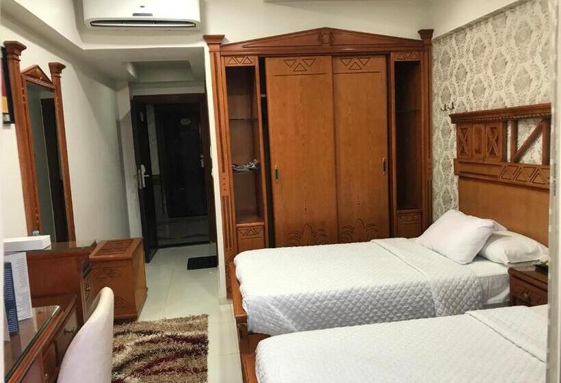 اتاق لوکس با چشمانداز شهر, Dolphin Ras El Bar