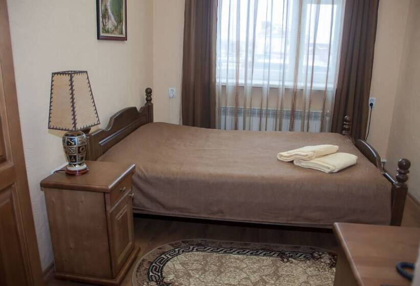 스탠다드 룸, Domashny