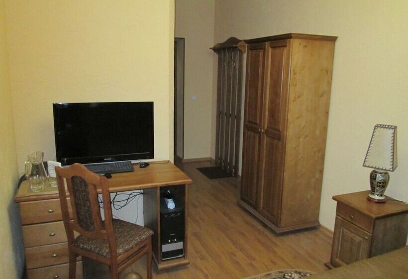 스탠다드 룸, Domashny