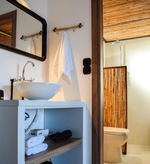 Номер Superior Вид на Бассейн, Kanso Rooms
