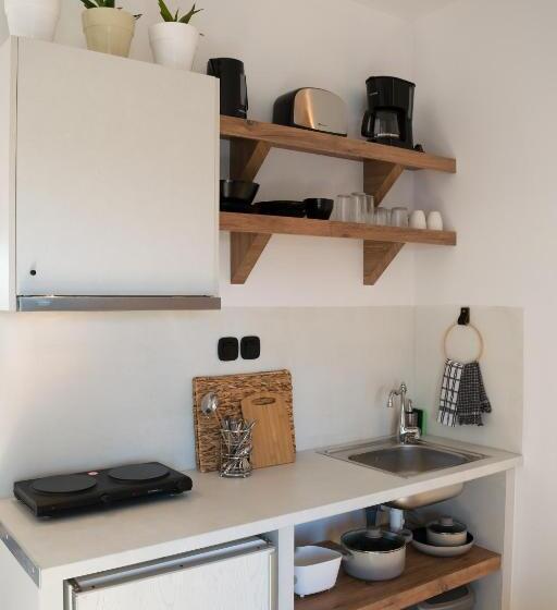 غرفة سوبيريور مطلّة علي البحر, Kanso Rooms