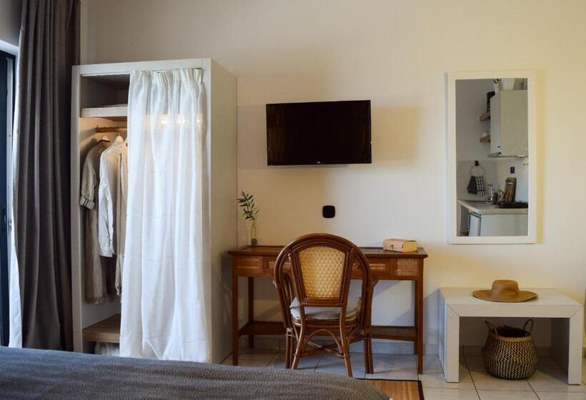 غرفة سوبيريور مطلّة علي البحر, Kanso Rooms