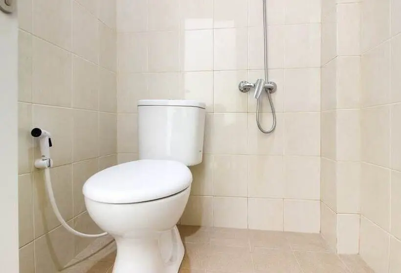 Standard-huone, Reddoorz Near Jogja City Mall 3