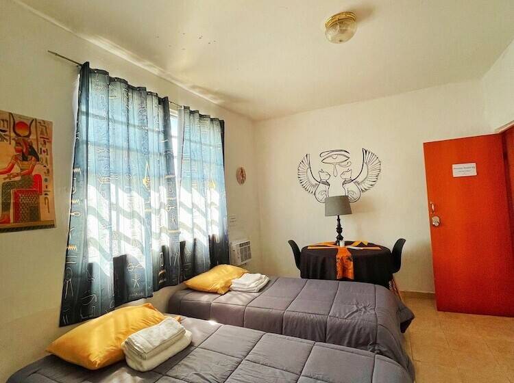 اتاق استاندارد با سرویس بهداشتی مشترک, Villa Eshta