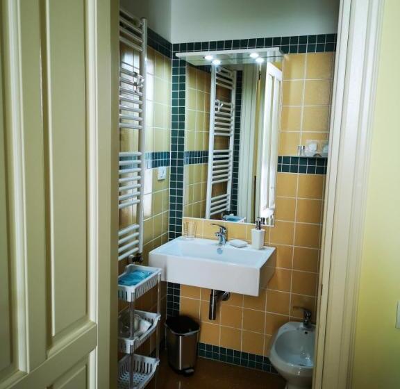 غرفة قياسية رباعية, B&b Corti Carmela