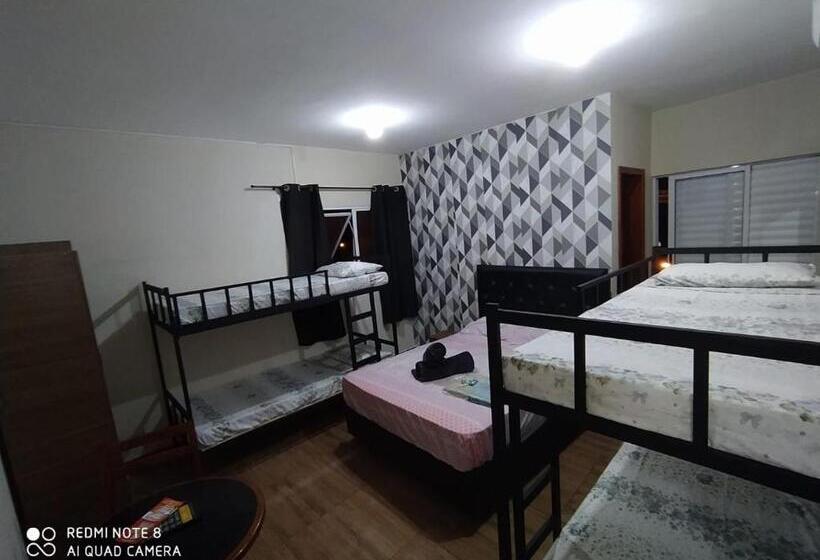 발코니가 있는 스위트, Hostel Aeroporto