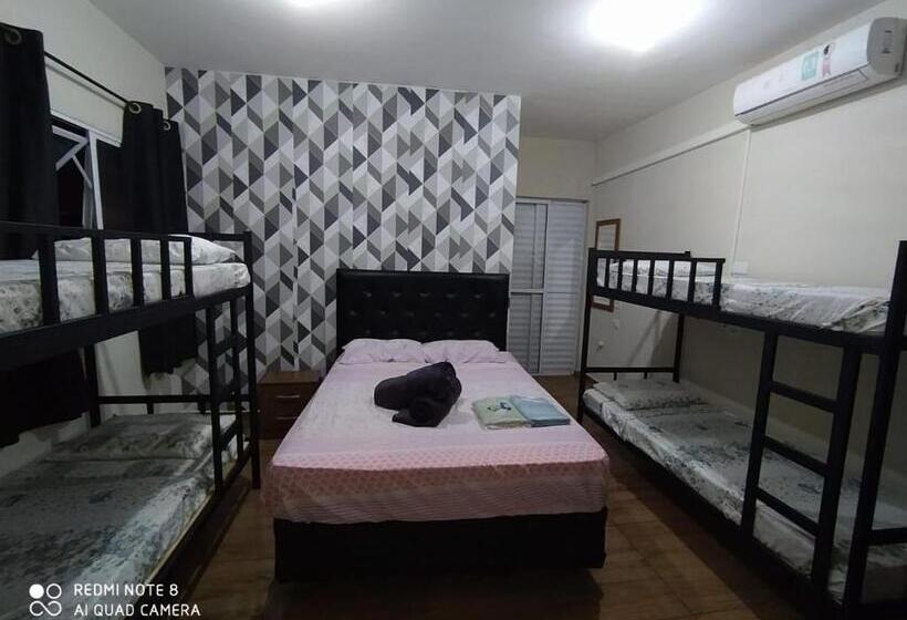 带阳台套房, Hostel Aeroporto