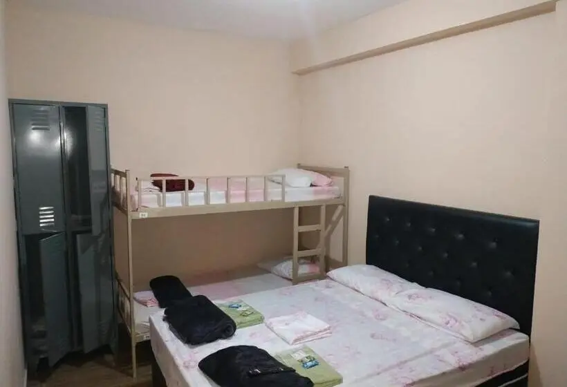 浴室共有ファミリールーム, Hostel Aeroporto