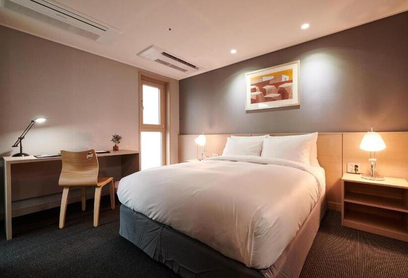 Номер Deluxe, New Raon Stay