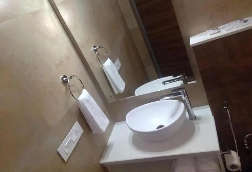 Sviitti, North House Best Boutique Hotel In Haldwani