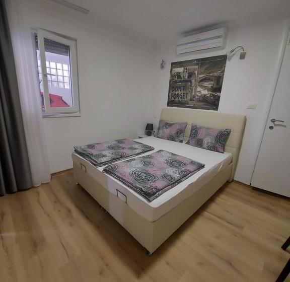 اتاق استاندارد, Apartments & Rooms Mostar Story