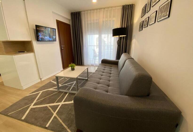 استودیو استاندارد با بالکن, Apartments & Rooms Mostar Story