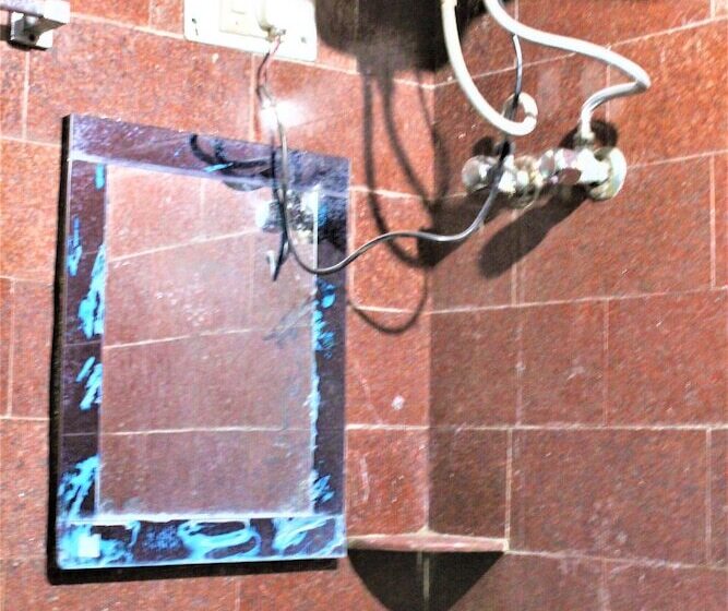 Номер Стандарт Трехместный, Central Guest House