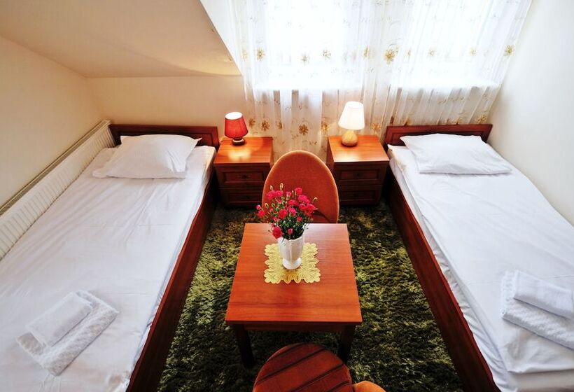 חדר סטנדרט, Dworek Familijny