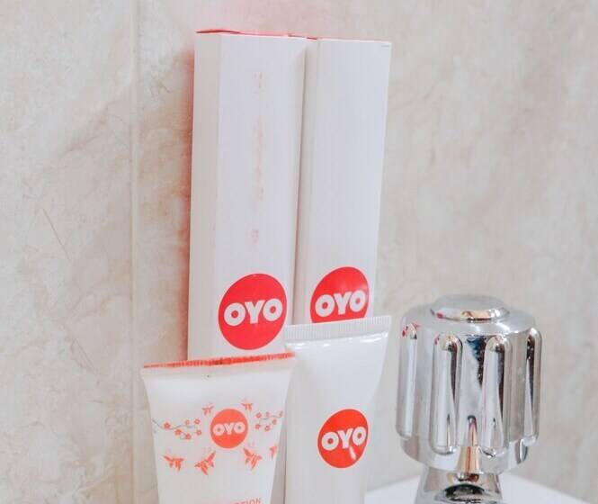 디럭스 룸, Oyo 774 Villa 007 Sengkaling