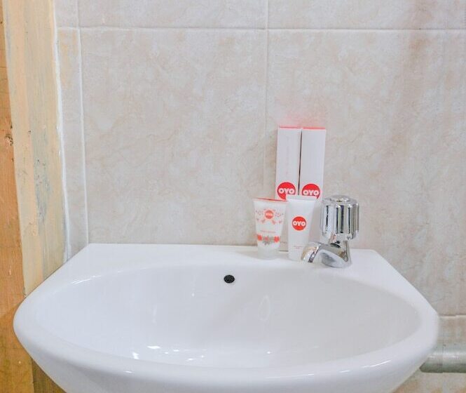 디럭스 룸, Oyo 774 Villa 007 Sengkaling