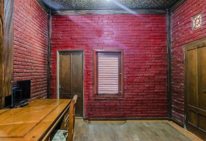 디럭스 룸, Oyo 774 Villa 007 Sengkaling