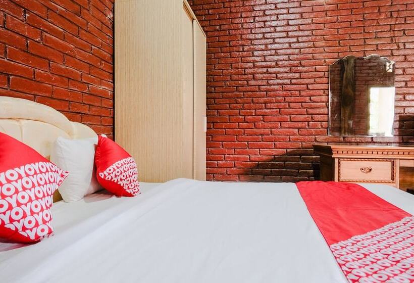 디럭스 룸, Oyo 774 Villa 007 Sengkaling