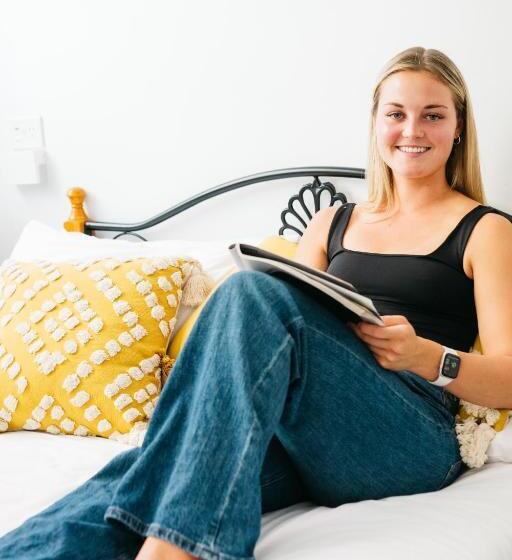 带共用浴室的标准房间, The Village Cairns