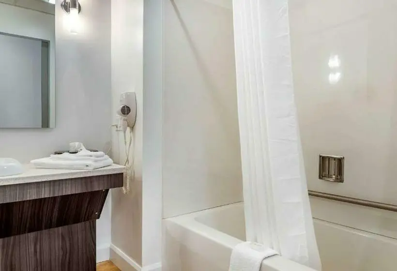 Standard Room Adapted for people with reduced mobility, Rodeway Inn