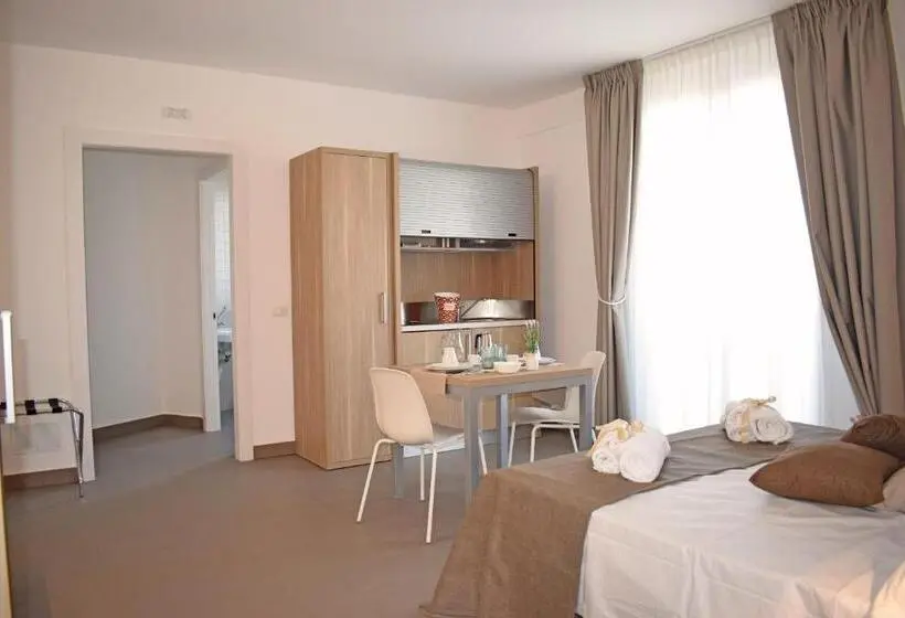 デラックスファミリールーム, Travini Hotel Residence