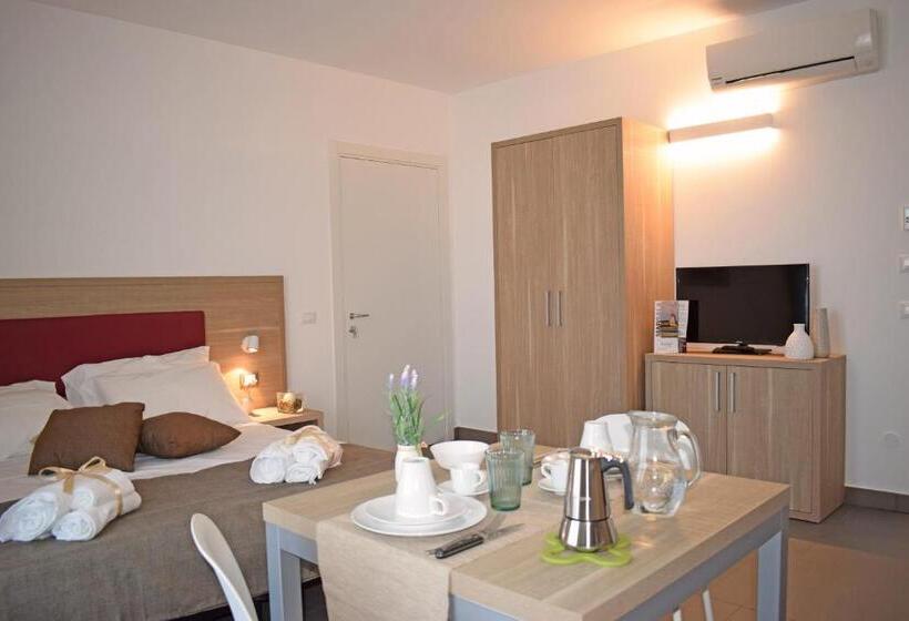 Семейный Номер Deluxe, Travini Hotel Residence
