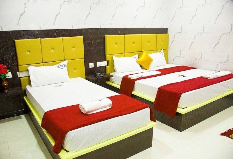 Deluxe Kolmen Hengen Huone, Vel Residency