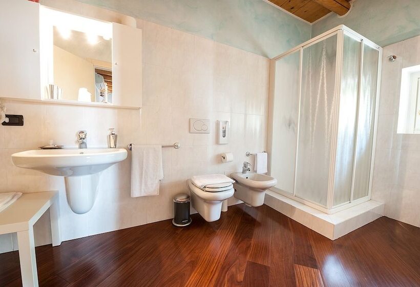 标准间带游泳池, Villa Pace