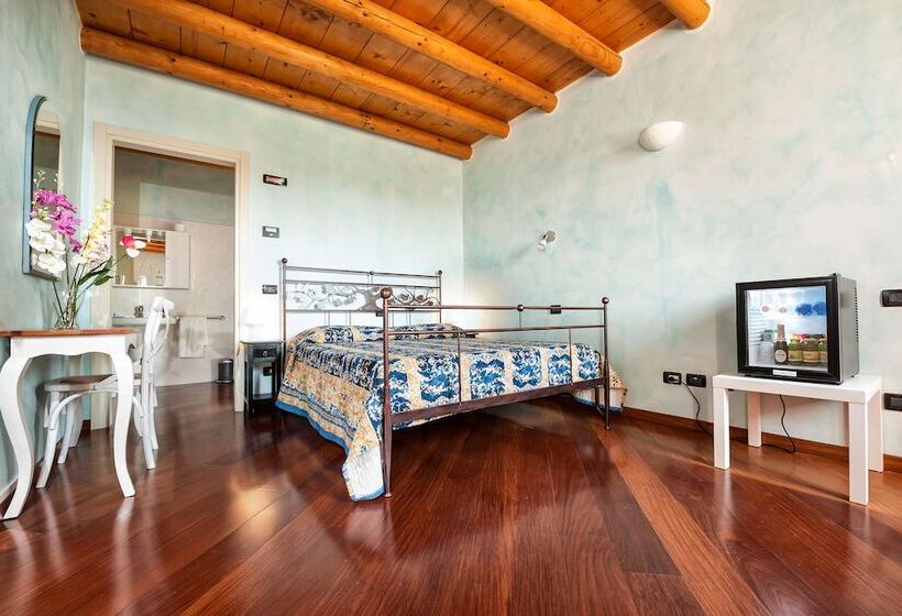 Номер Стандарт Вид на Бассейн, Villa Pace