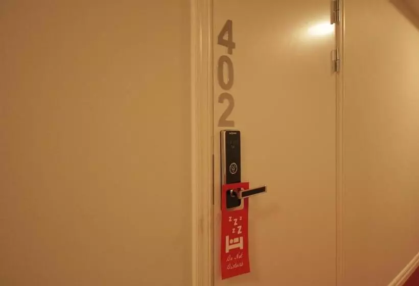 اتاق استاندارد یک نفره, 2home Hotel Gävle