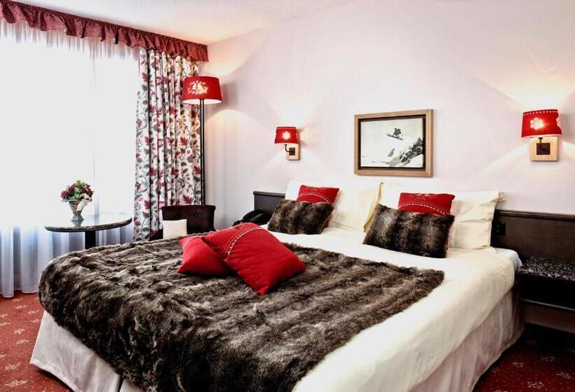 غرفة قياسية مزوَّدة بشُرفة, Chalet Hotel Beau Site