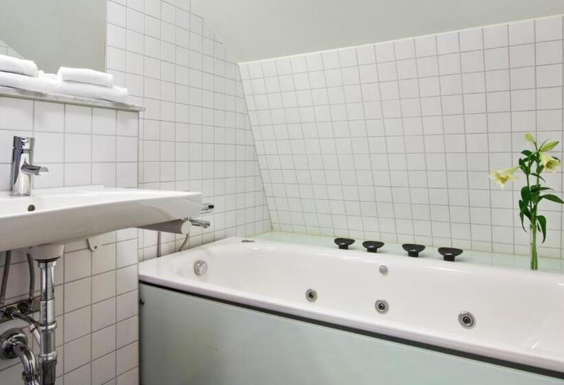 جناح جونيور, Best Western Plus Kalmarsund Hotell