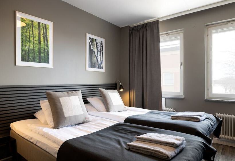 스탠다드 룸, Bishops Arms Mora