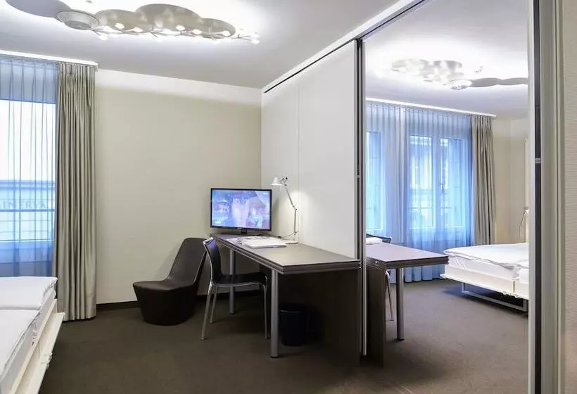 Quarto Familiar, Continental Park